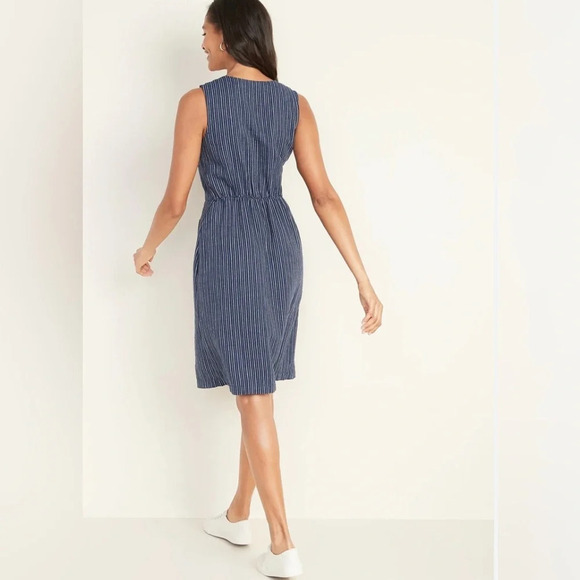 Sleeveless Striped Linen-Blend Fit & Flare Dress - Picture 2 of 13